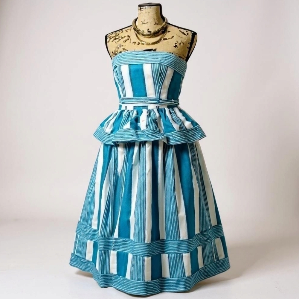 Victor Costa Vintage 1980s Strapless Flare Dress – Size 4